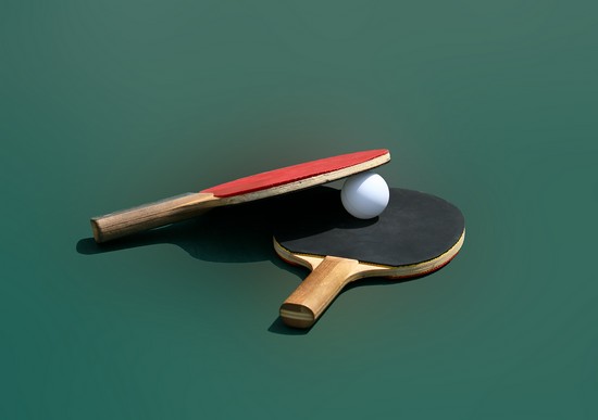 Raquettes et balle de tennis de table (ping-pong)