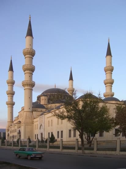 Mosquée d'Ertogrul Gazy, Achgabat