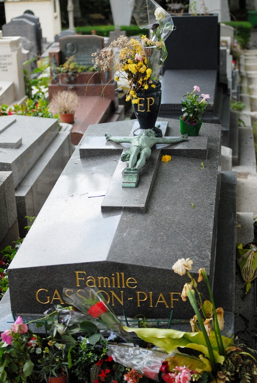 Tombe d’Édith Piaf