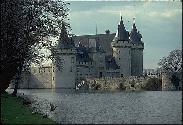 château fort - LAROUSSE