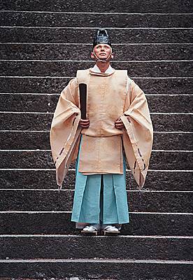 Prêtre shintoïste