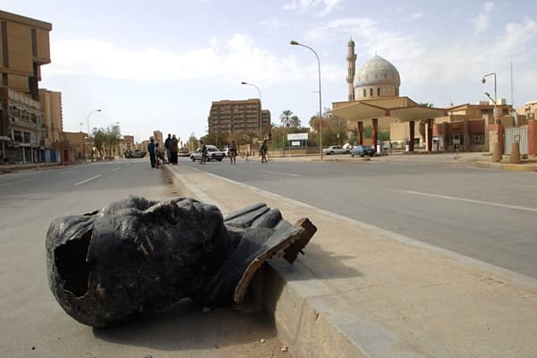 Chute du régime de Saddam Husayn, Iraq, 2003