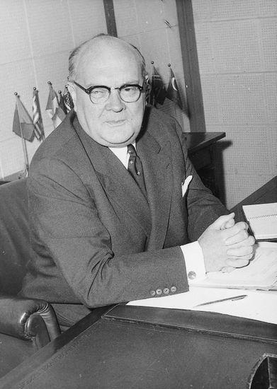 Paul Henri Spaak Média LAROUSSE