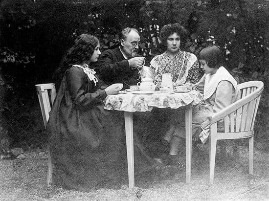 Émile Zola et sa famille – Média LAROUSSE