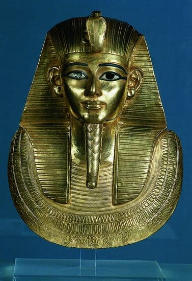 Psousennès Ier LAROUSSE