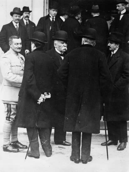Georges Clemenceau à la tête d'un cabinet de guerre