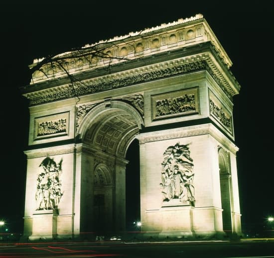 L Arc De Triomphe De L Etoile Media Larousse