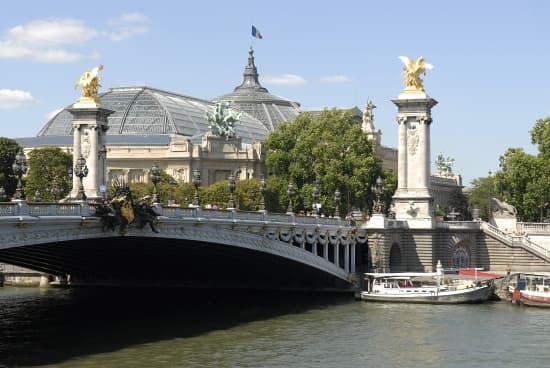 Le pont Alexandre III et le Grand Palais