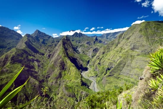 Découvrez l'Ile de La Réunion (974) avec RTI Conseil.