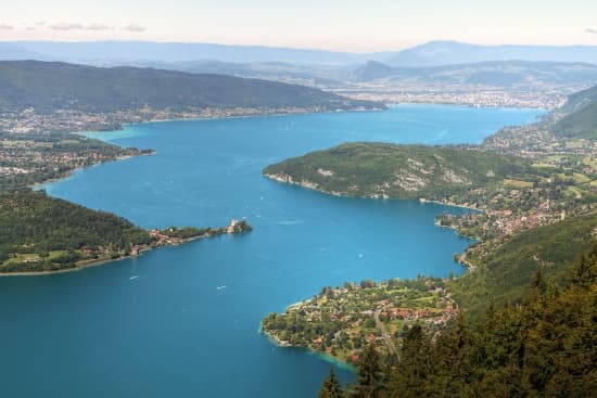 Rhône-Alpes, le lac d'Annecy